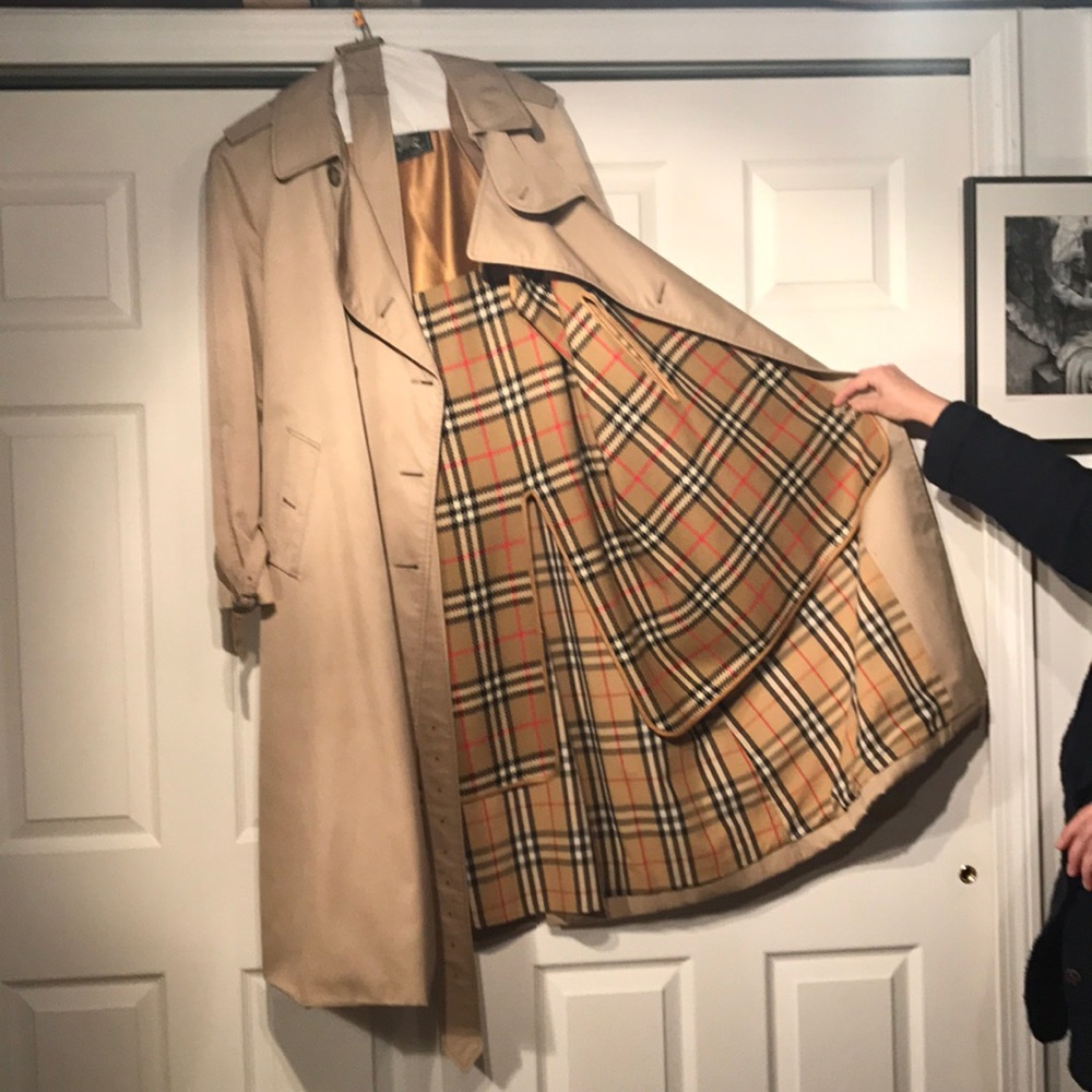 Burberry Tan Trench Coat with Plaid Lining